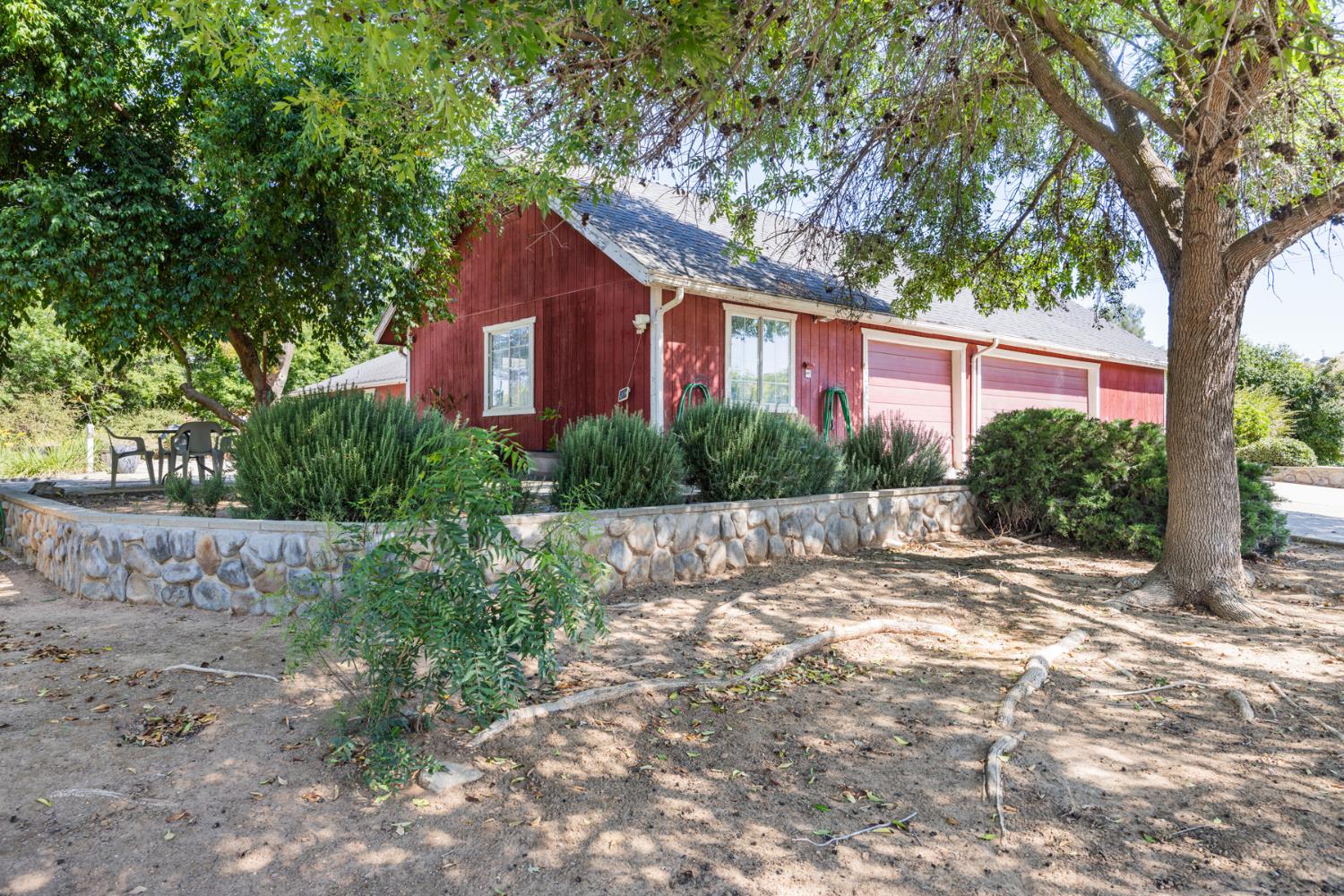 30745 Dorsey Dr, Exeter, CA 93221