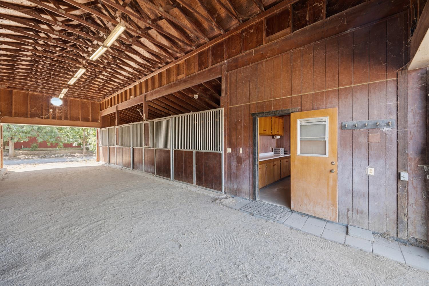 30745 Dorsey Dr, Exeter, CA 93221
