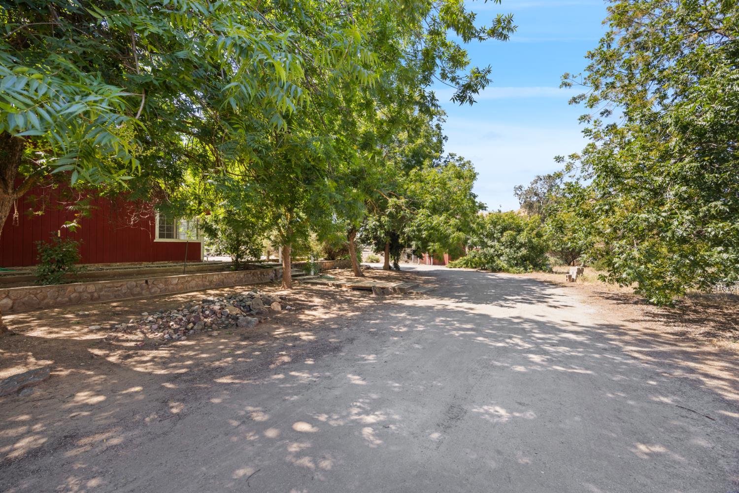 30745 Dorsey Dr, Exeter, CA 93221