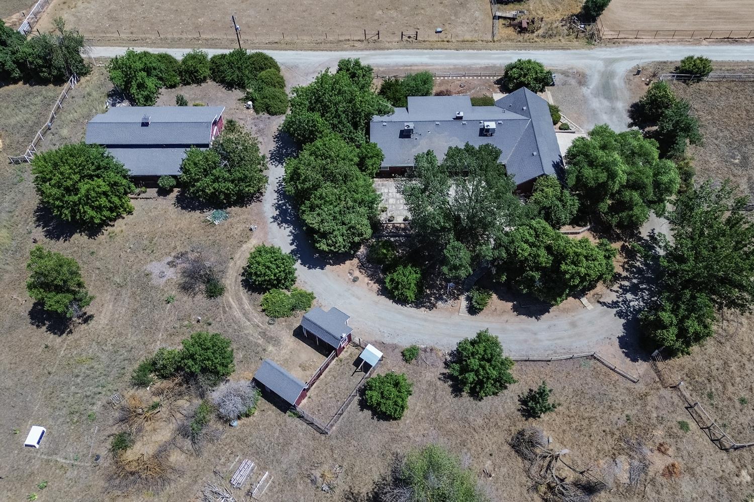 30745 Dorsey Dr, Exeter, CA 93221