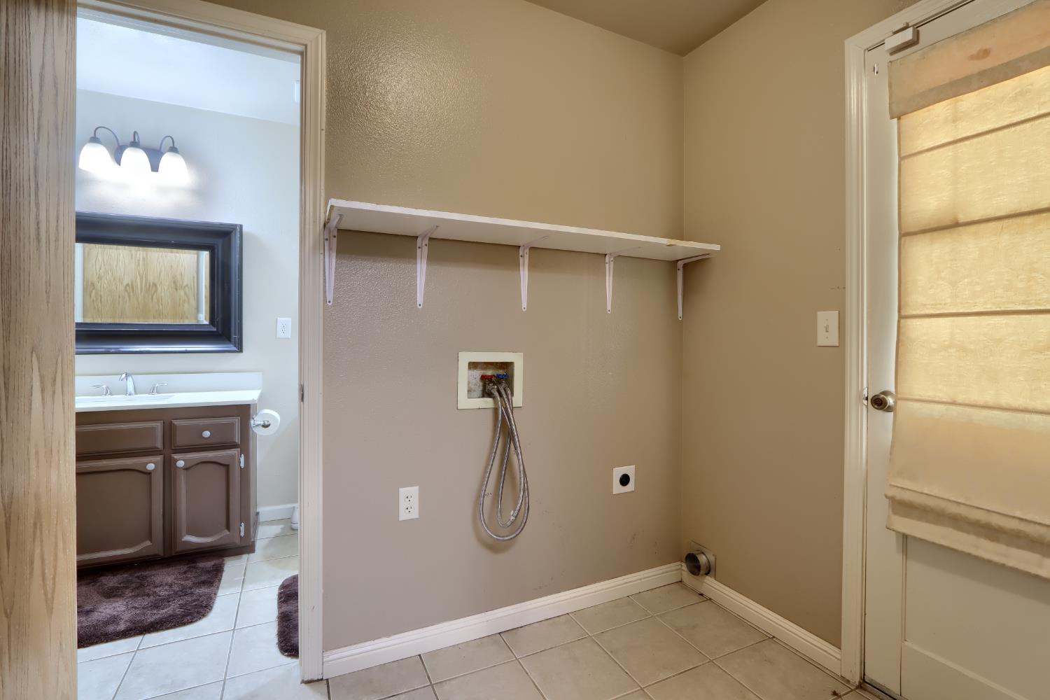 37336 Eagle Dr, Raymond, CA 93653