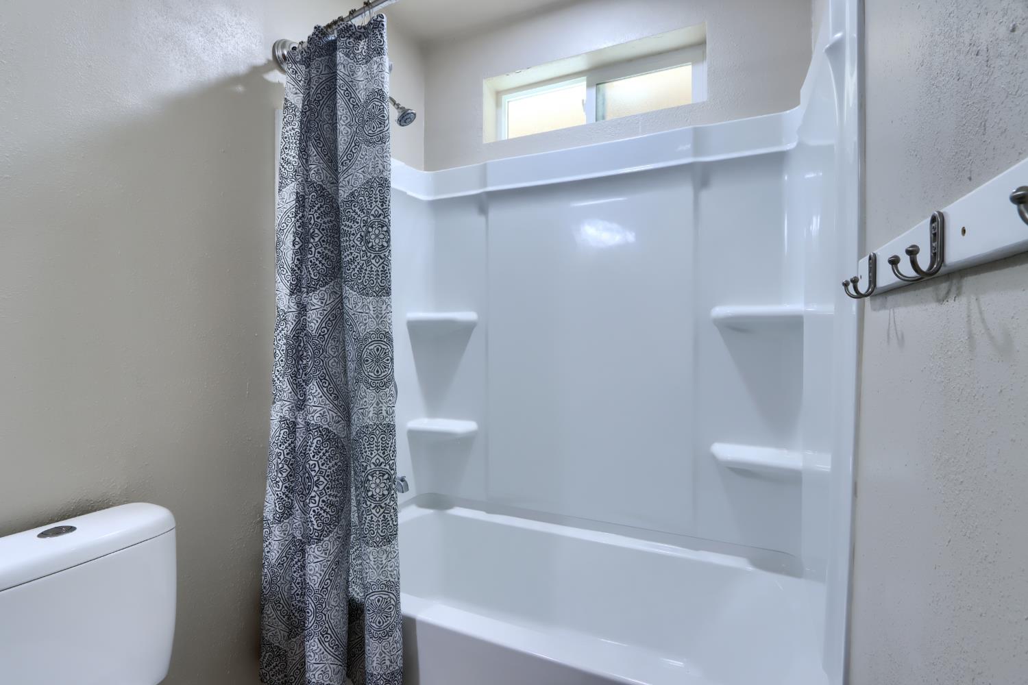 37336 Eagle Dr, Raymond, CA 93653