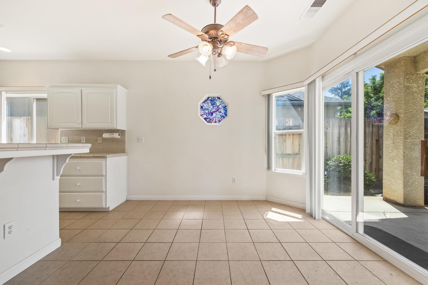 2390 Silverbrooke St, Kingsburg, CA 93631