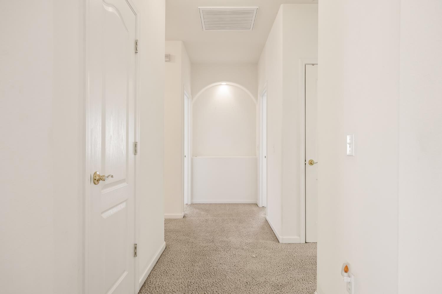 2390 Silverbrooke St, Kingsburg, CA 93631