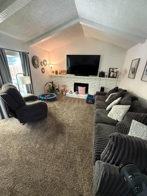 2415 Fordham Ave, Clovis, CA 93611