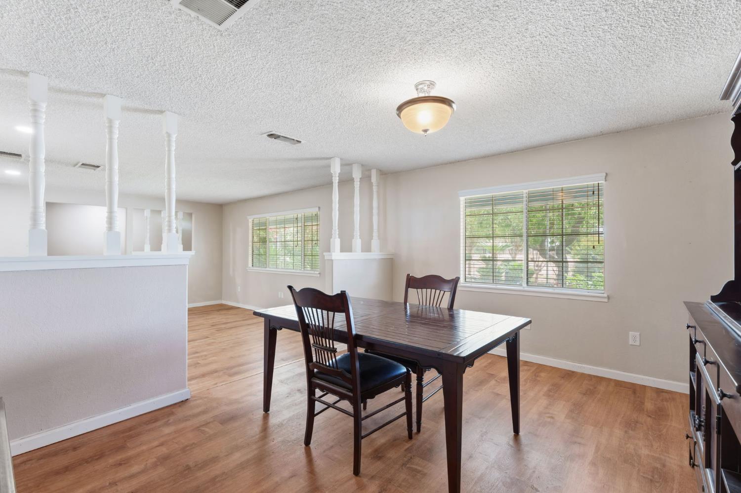 10365 10361 E Bullard Ave, Clovis, CA 93619