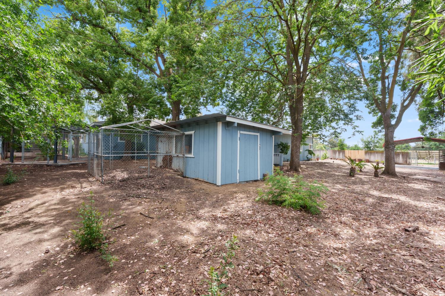10365 10361 E Bullard Ave, Clovis, CA 93619