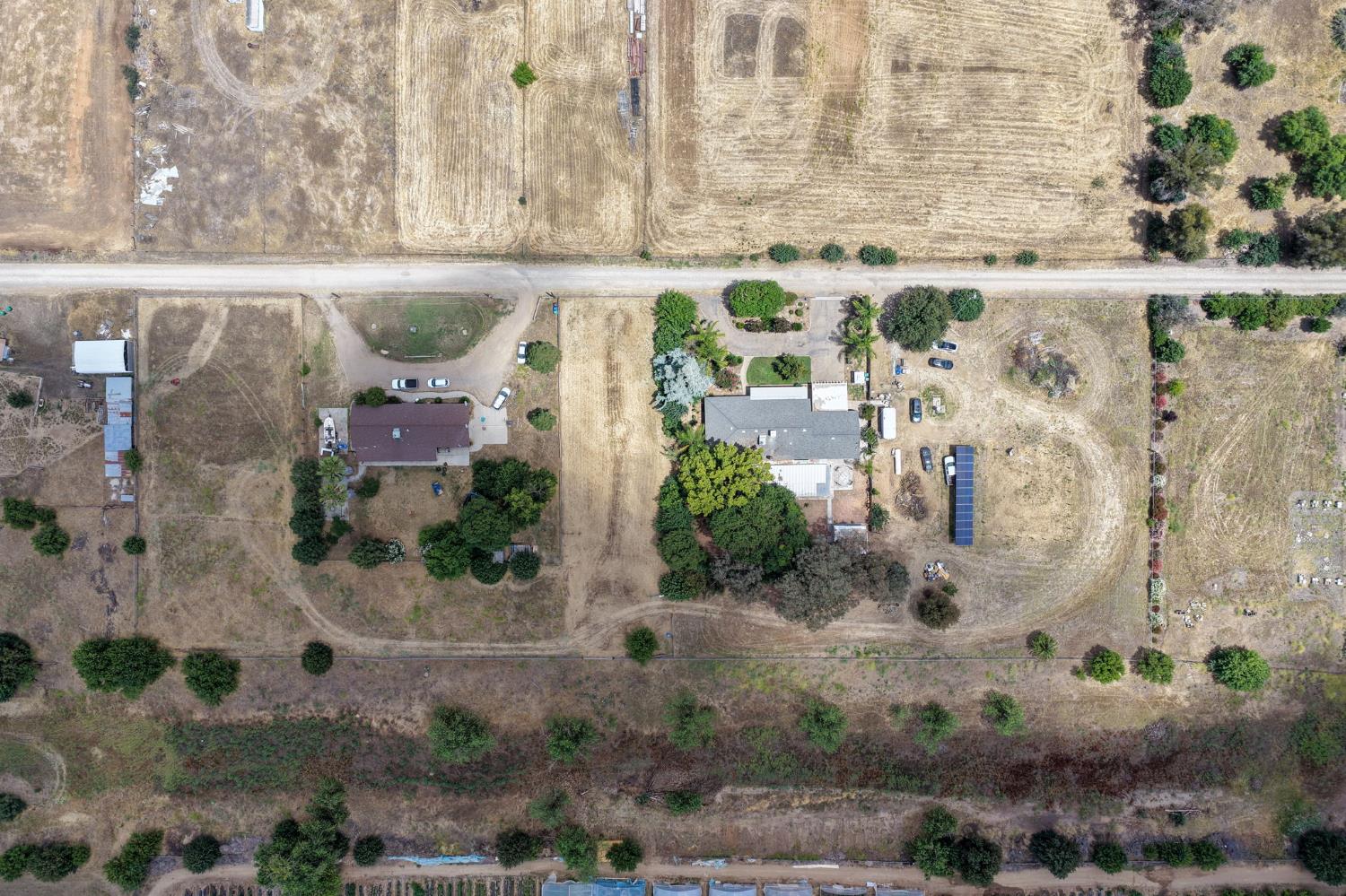 10365 10361 E Bullard Ave, Clovis, CA 93619