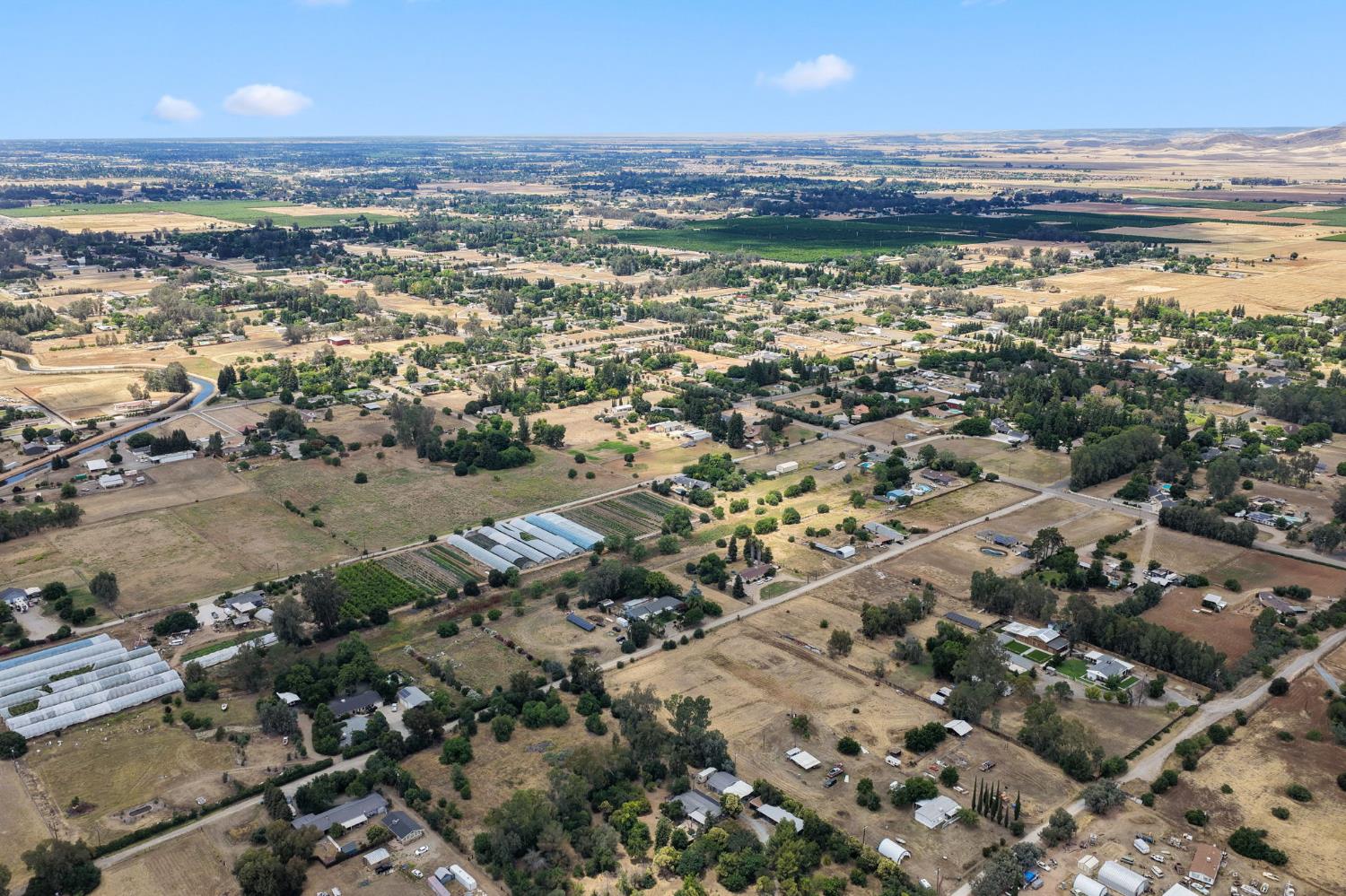 10365 10361 E Bullard Ave, Clovis, CA 93619