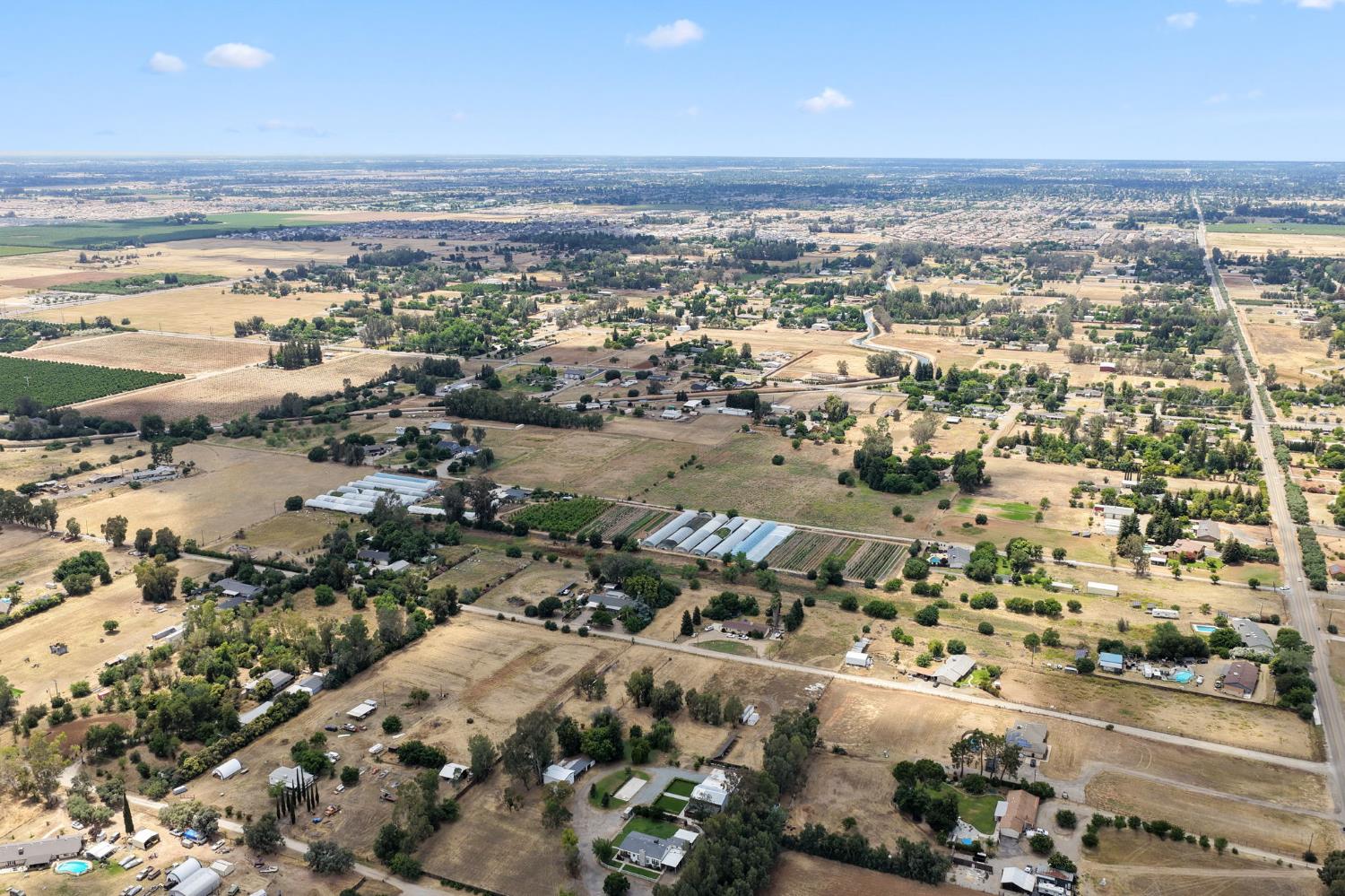 10365 10361 E Bullard Ave, Clovis, CA 93619