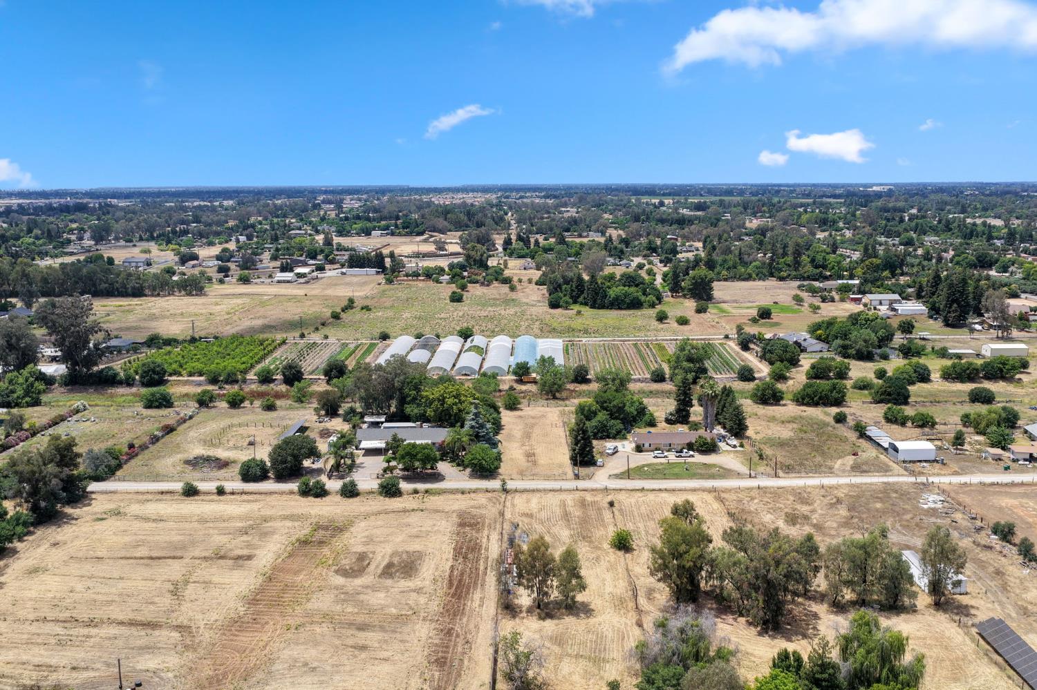 10365 10361 E Bullard Ave, Clovis, CA 93619