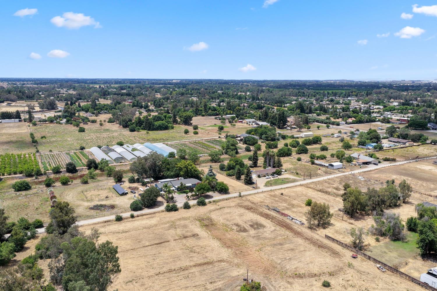 10365 10361 E Bullard Ave, Clovis, CA 93619
