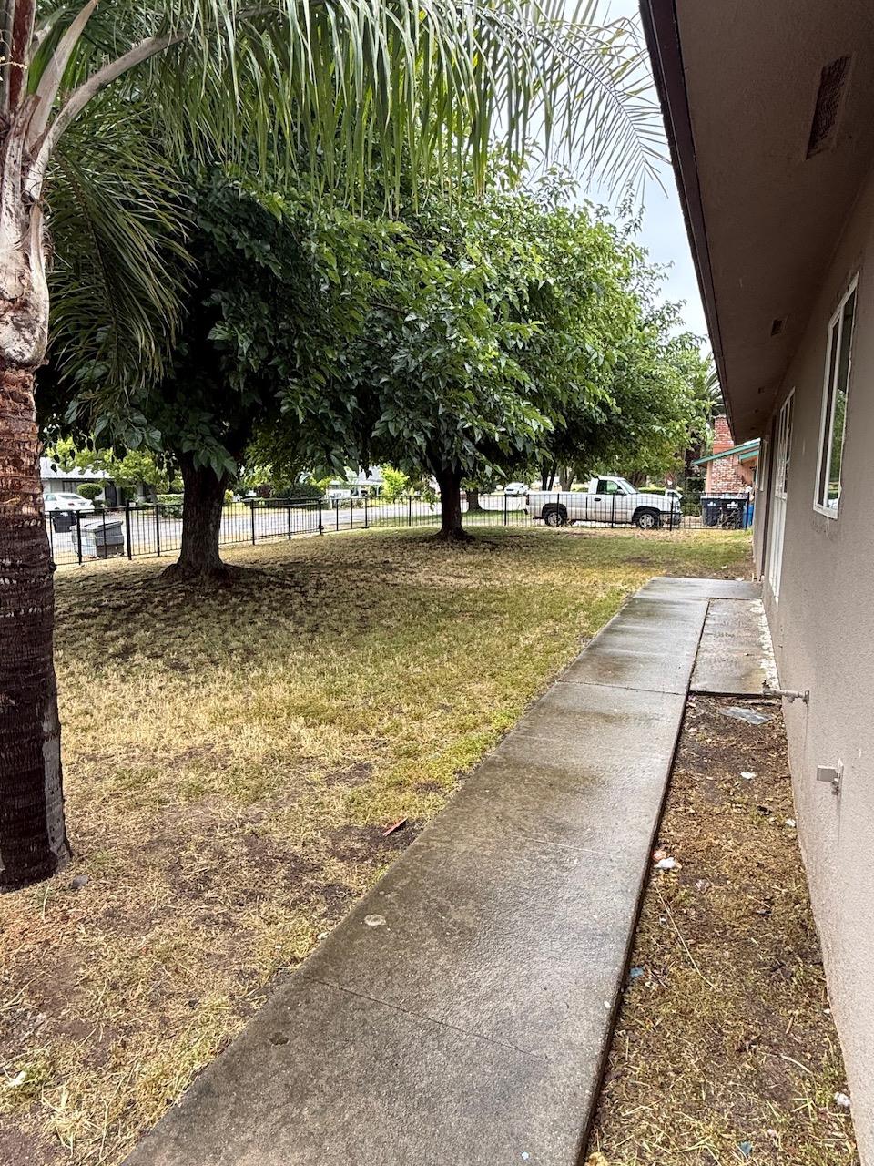 17316 Camden Dr, Madera, CA 93638