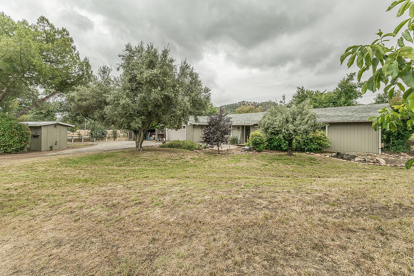 29545 Oak Meadow Rd, Tollhouse, CA 93667