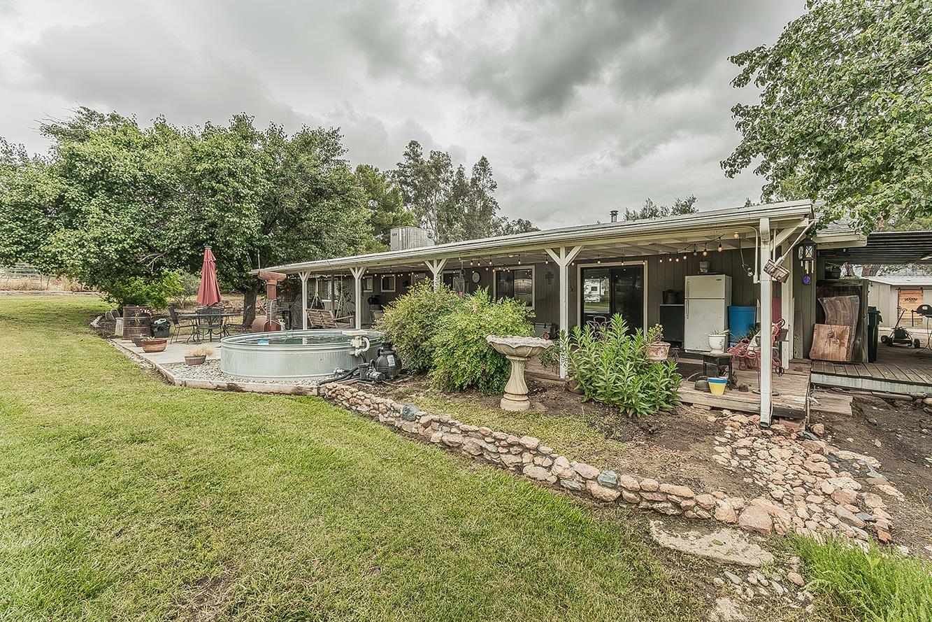 29545 Oak Meadow Rd, Tollhouse, CA 93667