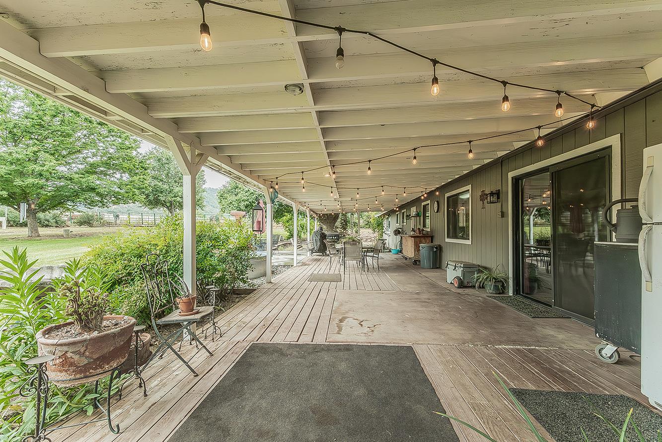 29545 Oak Meadow Rd, Tollhouse, CA 93667