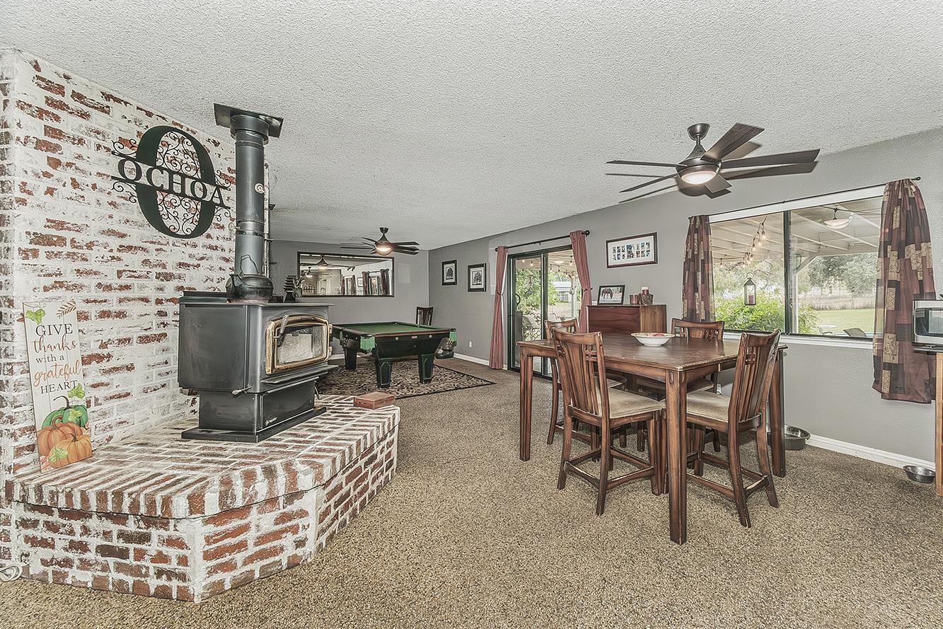 29545 Oak Meadow Rd, Tollhouse, CA 93667