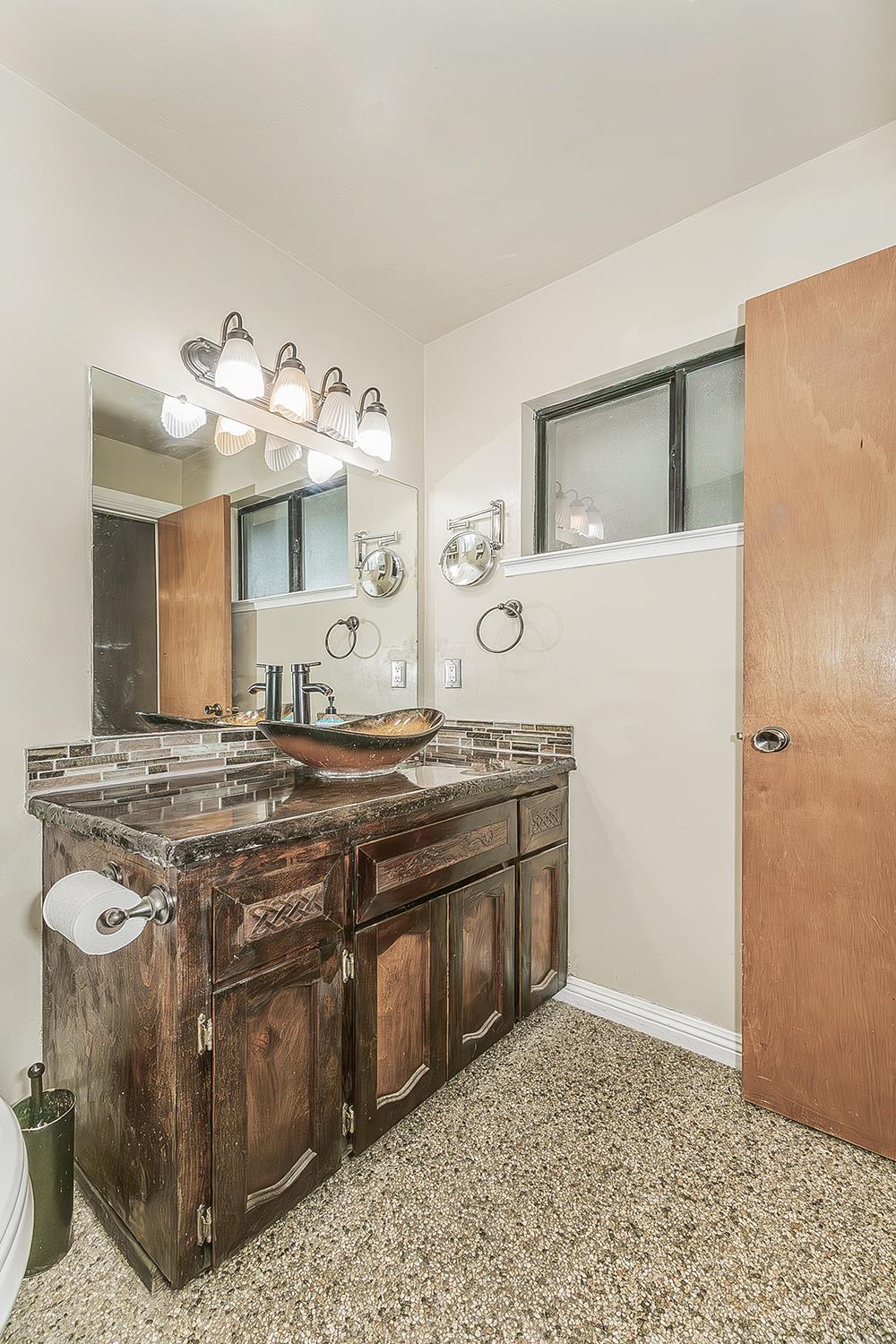 29545 Oak Meadow Rd, Tollhouse, CA 93667