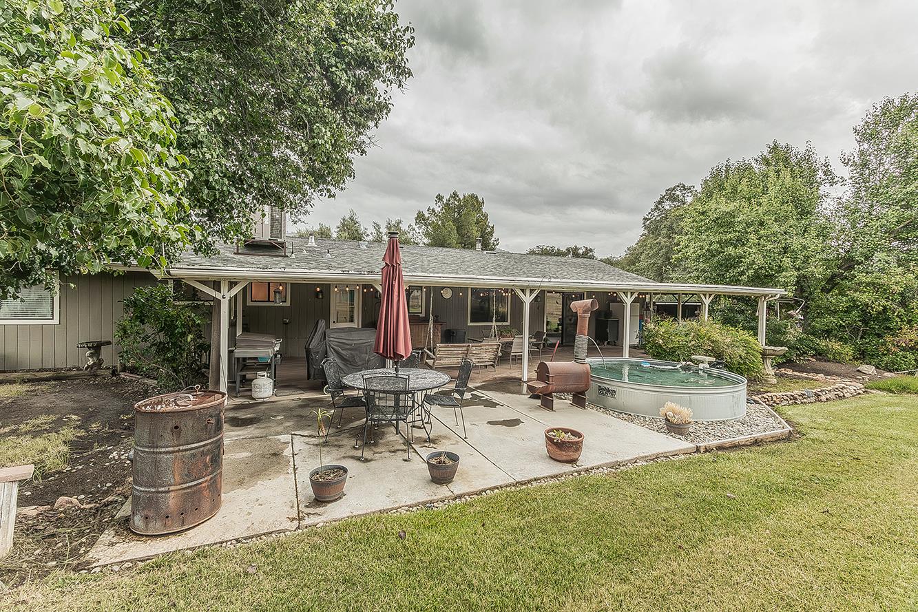 29545 Oak Meadow Rd, Tollhouse, CA 93667