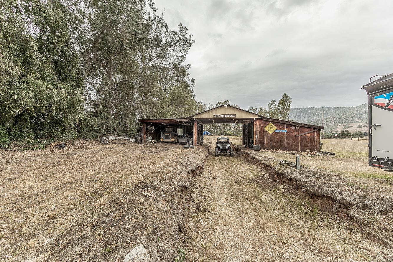 29545 Oak Meadow Rd, Tollhouse, CA 93667