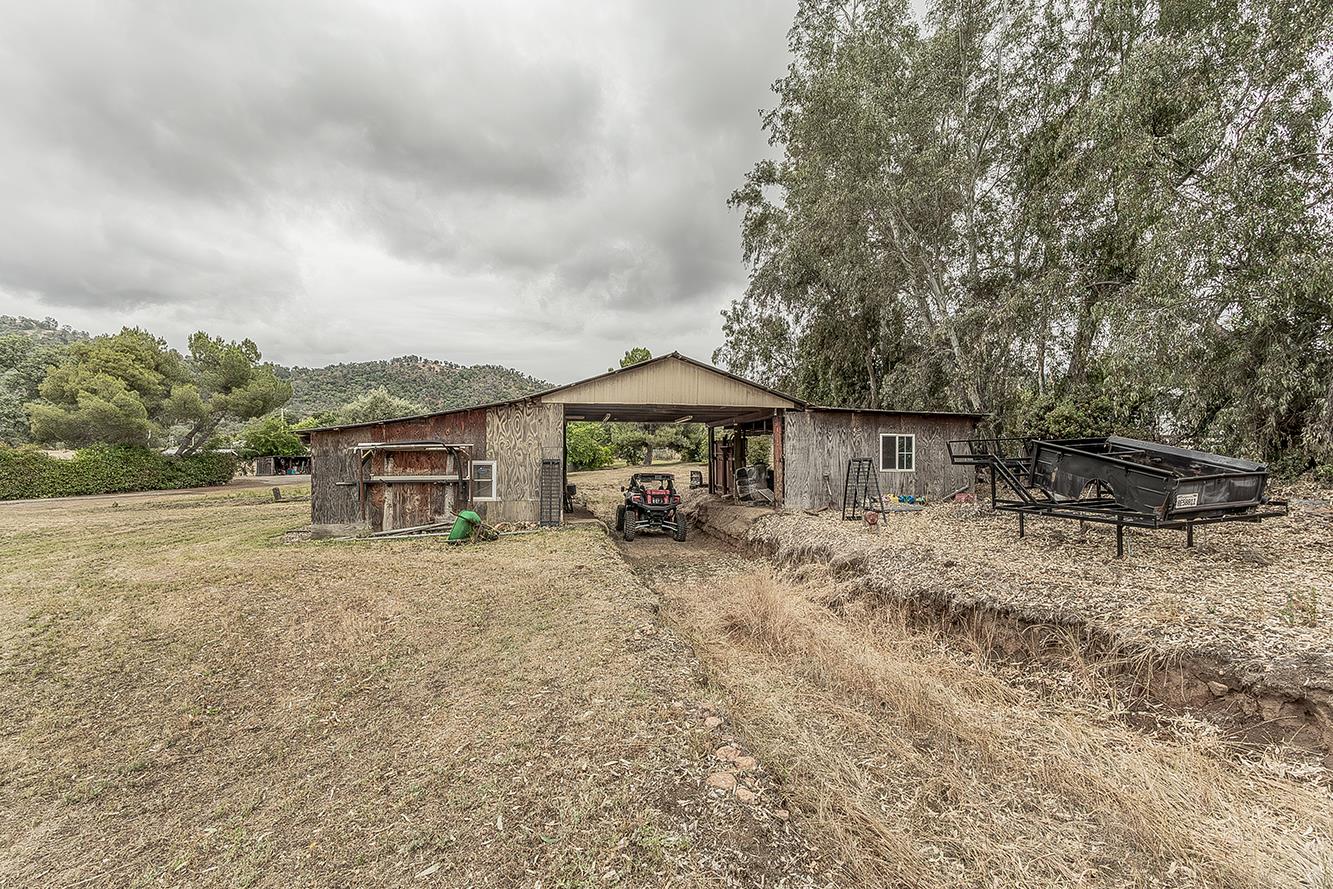 29545 Oak Meadow Rd, Tollhouse, CA 93667