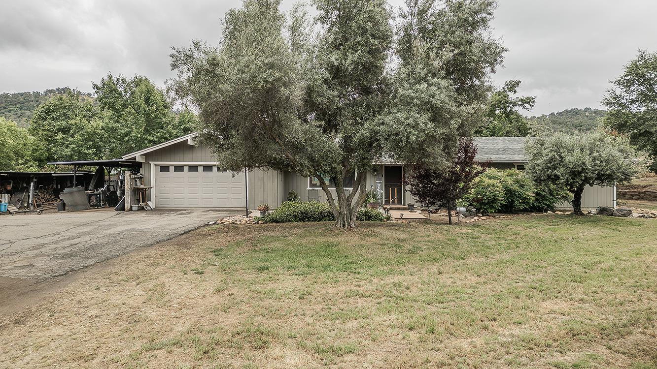 29545 Oak Meadow Rd, Tollhouse, CA 93667