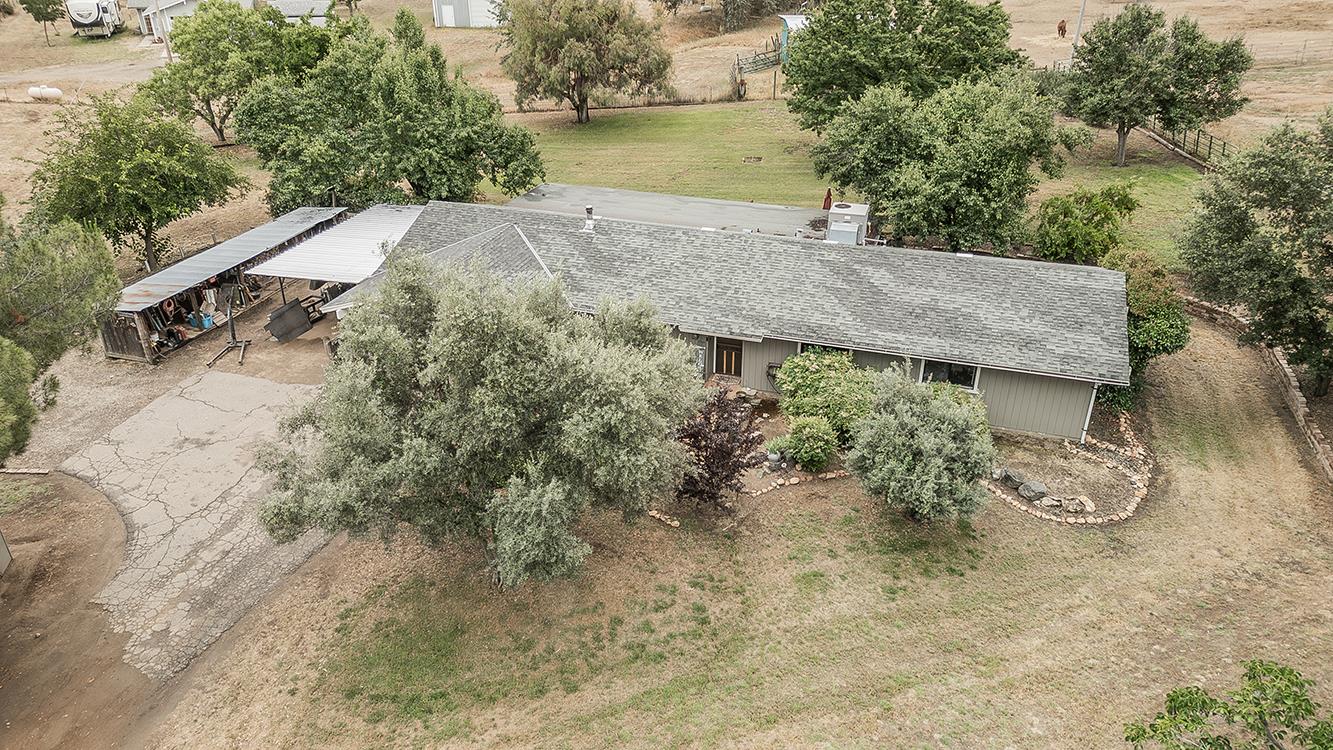 29545 Oak Meadow Rd, Tollhouse, CA 93667