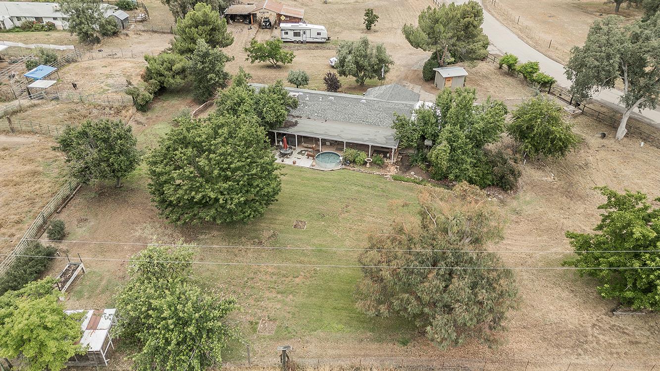 29545 Oak Meadow Rd, Tollhouse, CA 93667