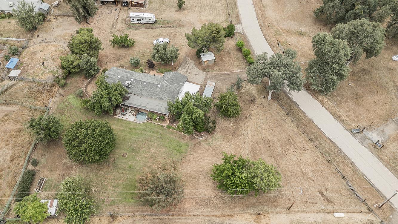 29545 Oak Meadow Rd, Tollhouse, CA 93667