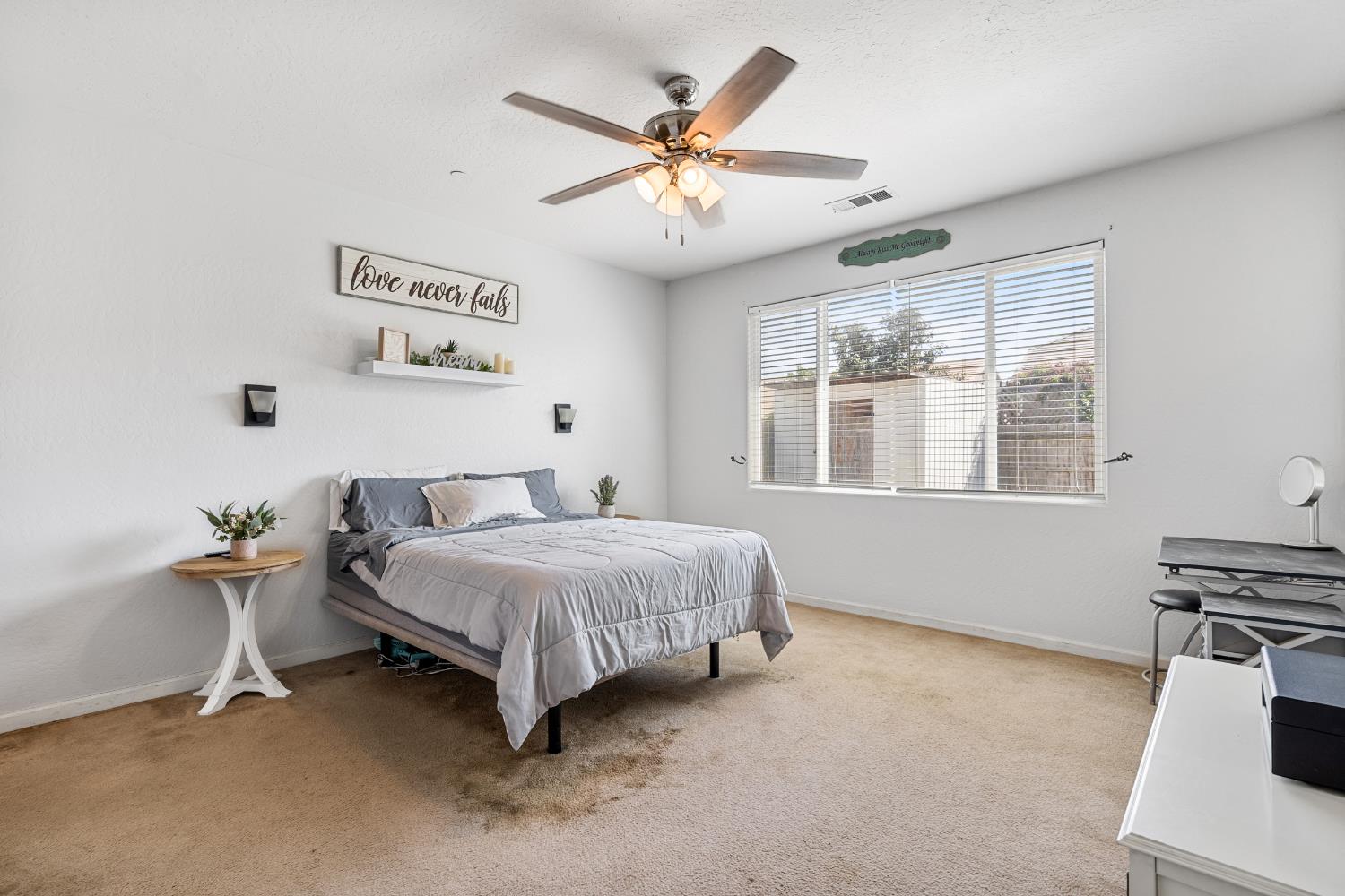6503 W Perez Ave, Visalia, CA 93291