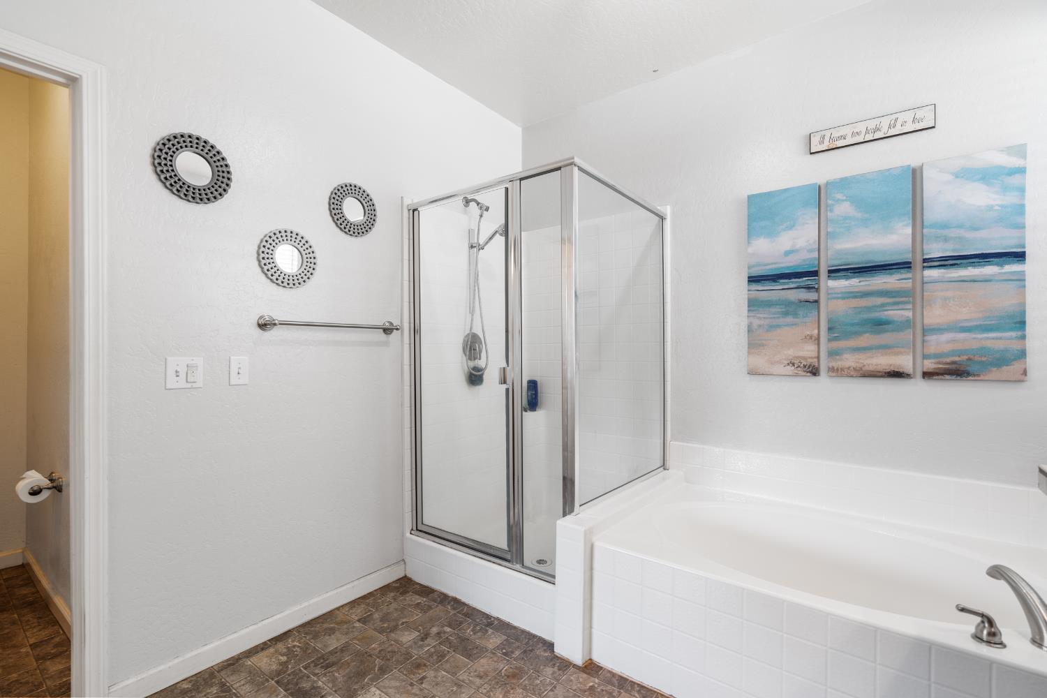 6503 W Perez Ave, Visalia, CA 93291