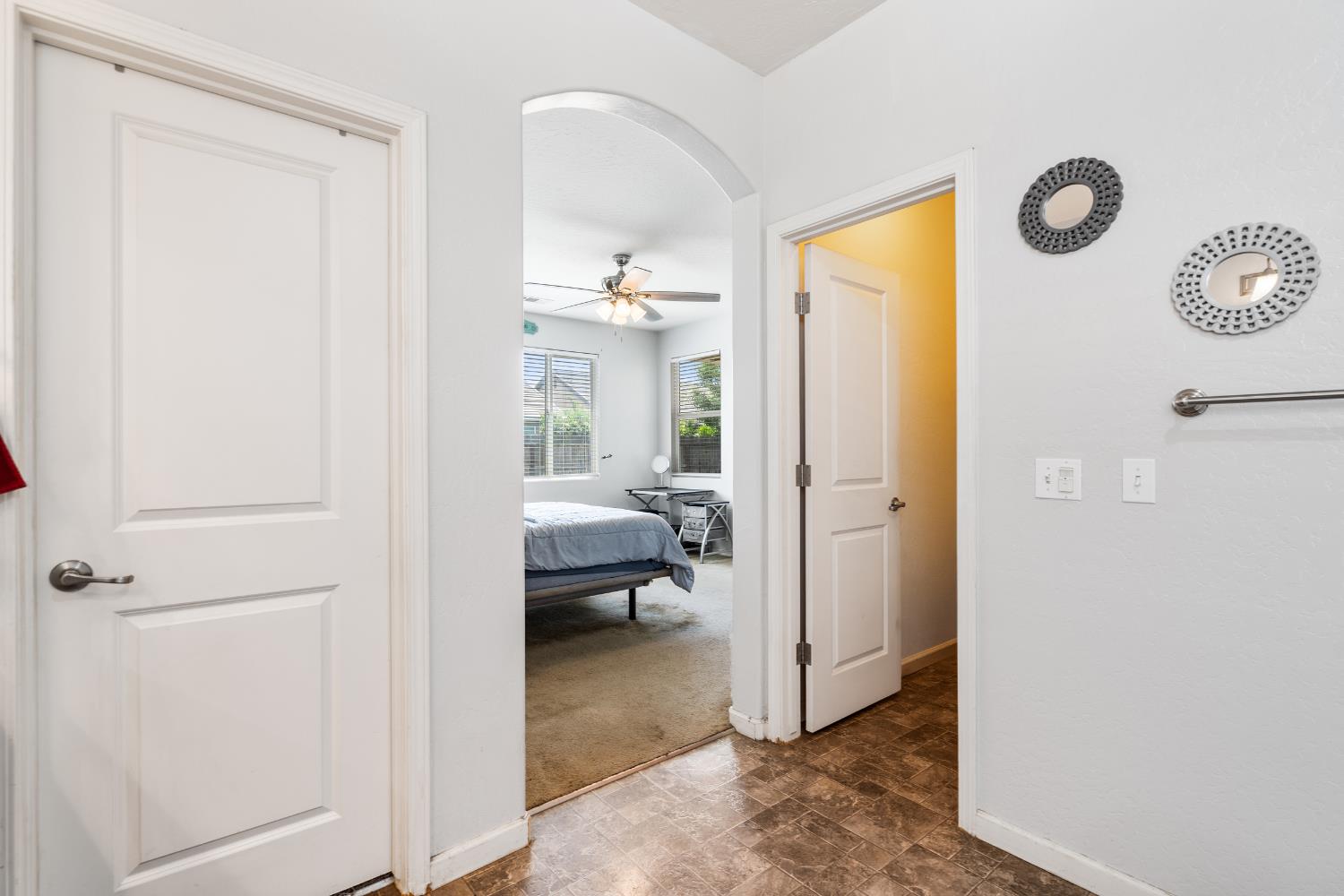 6503 W Perez Ave, Visalia, CA 93291