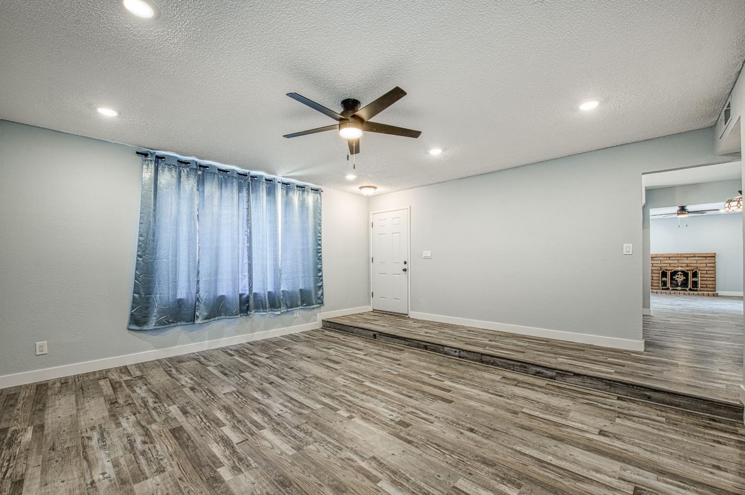 1110 W Bedford Ave, Fresno, CA 93711