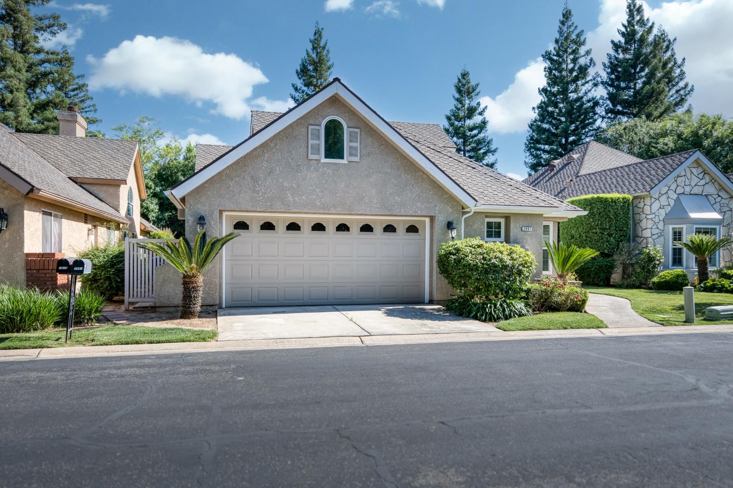 2997 W Silverhill Ln, Fresno, CA 93711