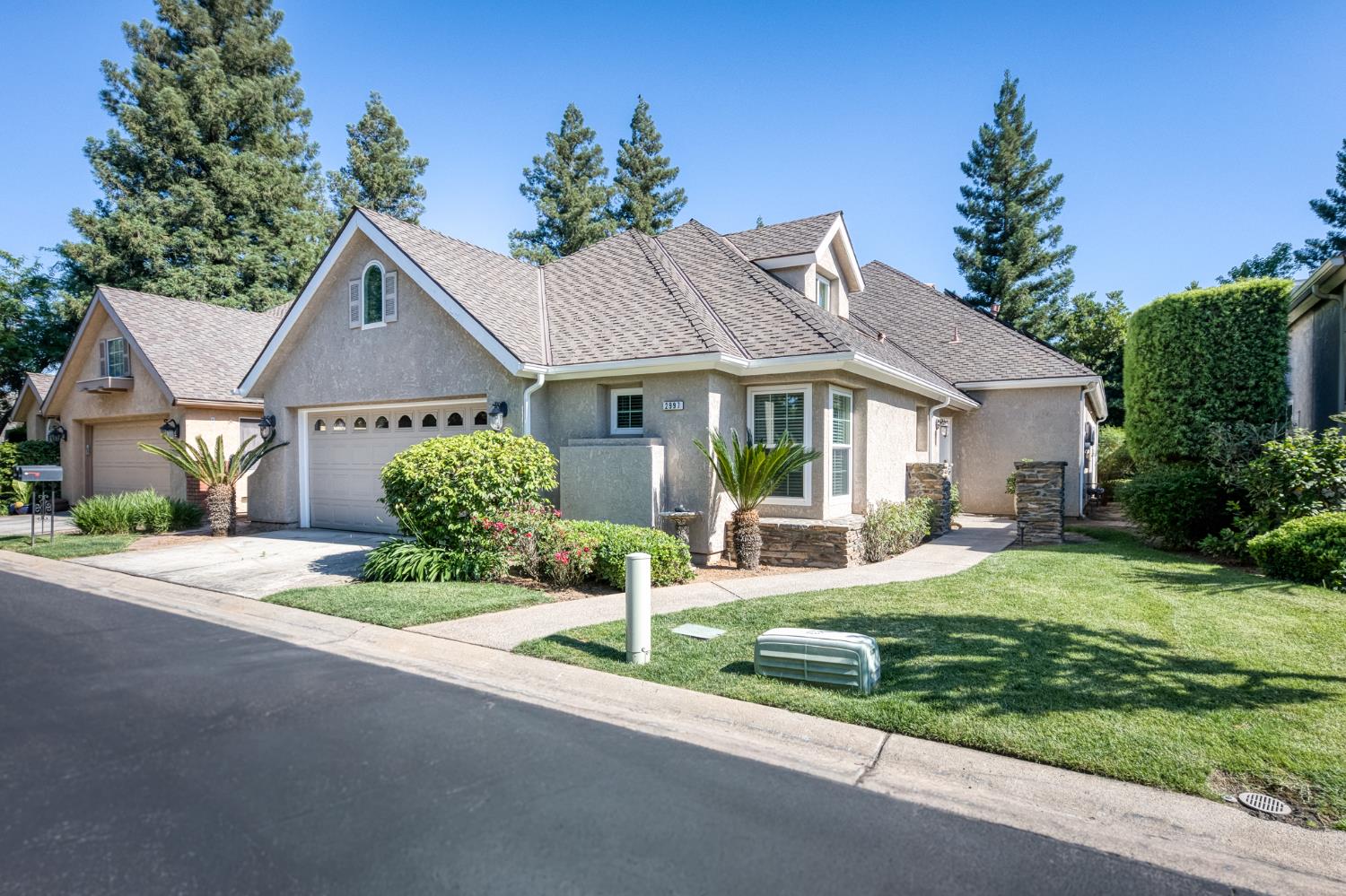2997 W Silverhill Ln, Fresno, CA 93711