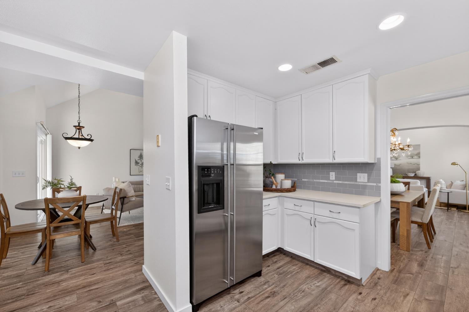 2997 W Silverhill Ln, Fresno, CA 93711