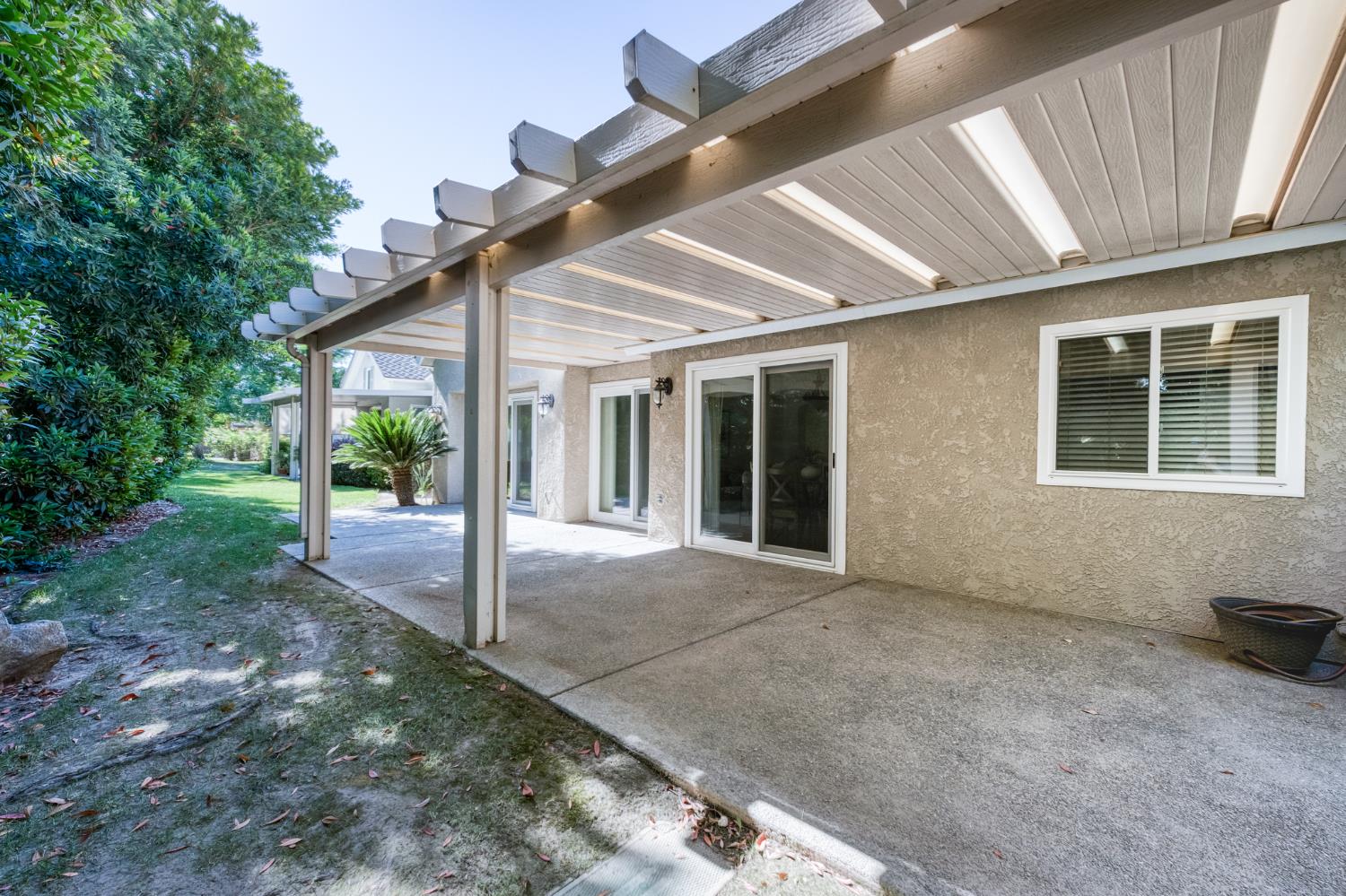 2997 W Silverhill Ln, Fresno, CA 93711