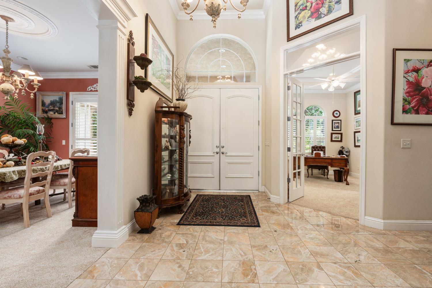 10532 N Medinah Cir, Fresno, CA 93730
