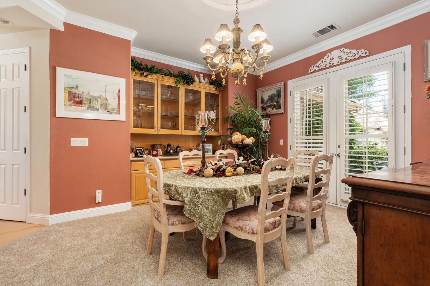 10532 N Medinah Cir, Fresno, CA 93730