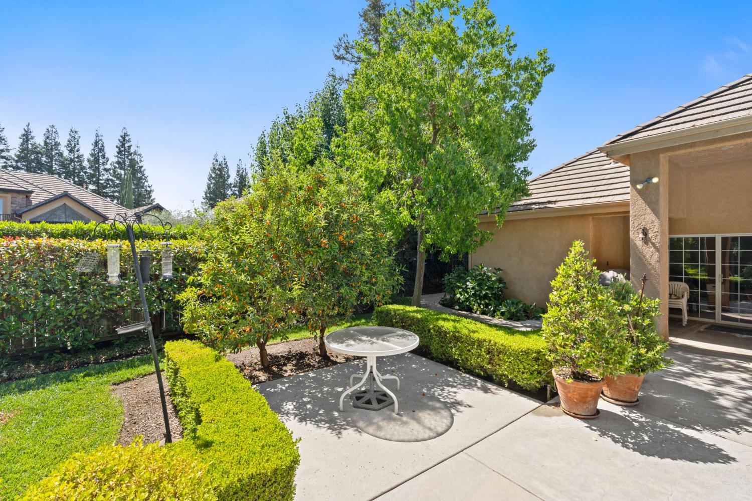10532 N Medinah Cir, Fresno, CA 93730