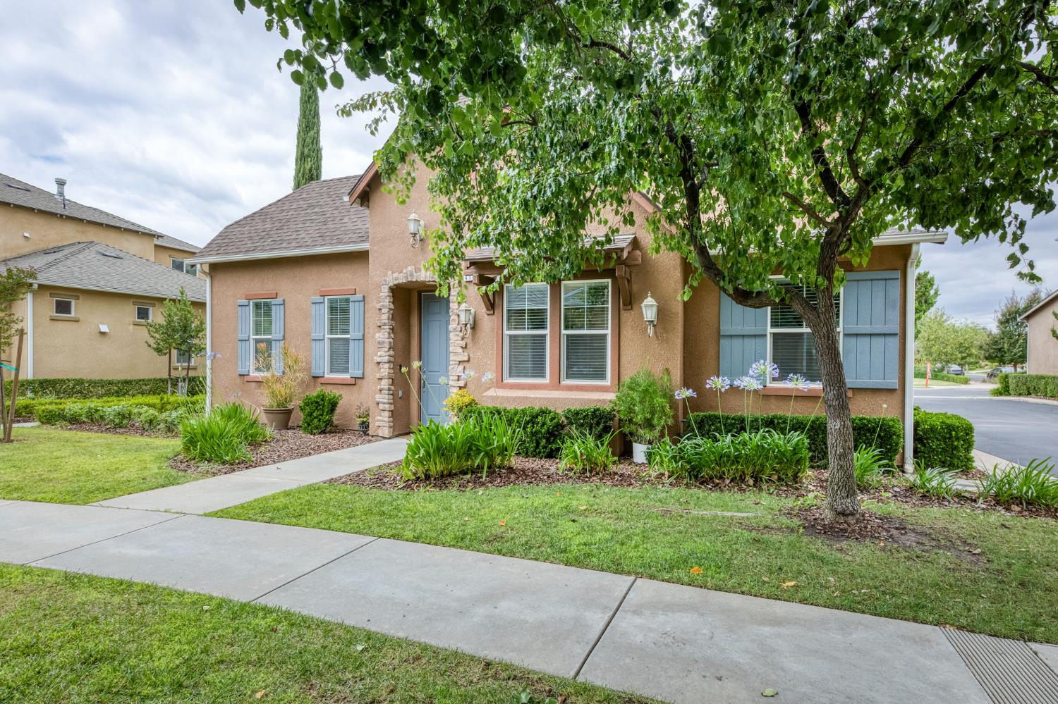 4158 Trenton Ave, Clovis, CA 93619
