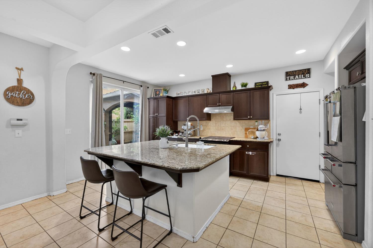 4158 Trenton Ave, Clovis, CA 93619