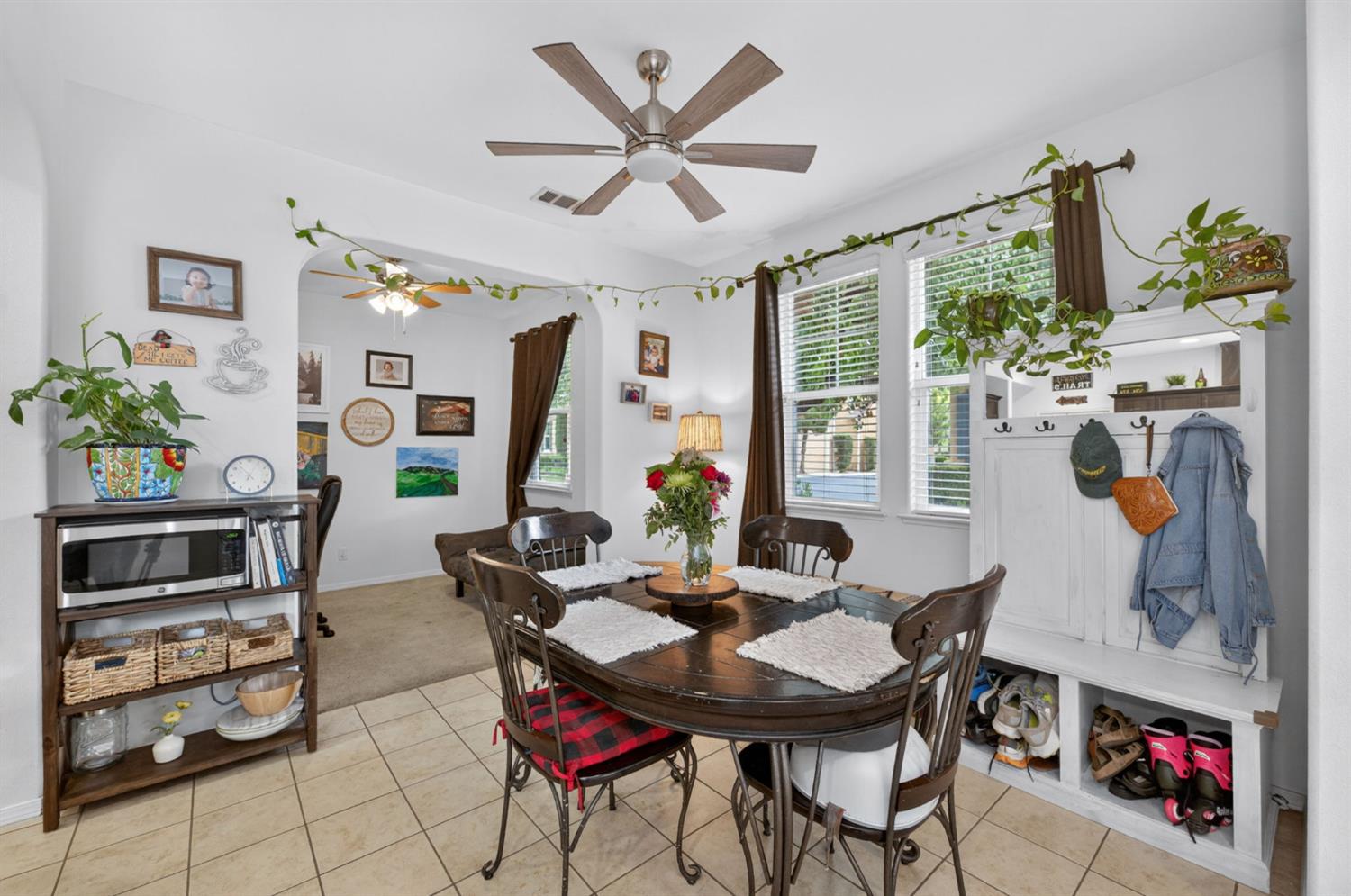 4158 Trenton Ave, Clovis, CA 93619