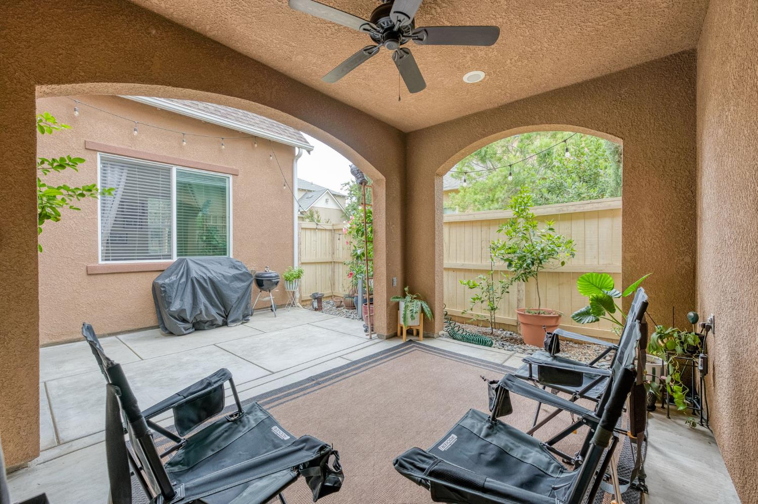 4158 Trenton Ave, Clovis, CA 93619
