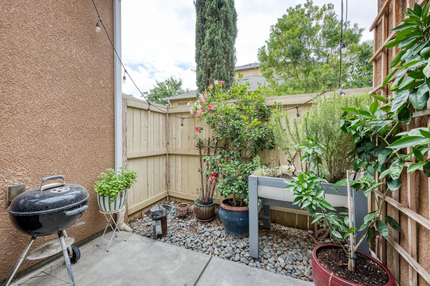 4158 Trenton Ave, Clovis, CA 93619