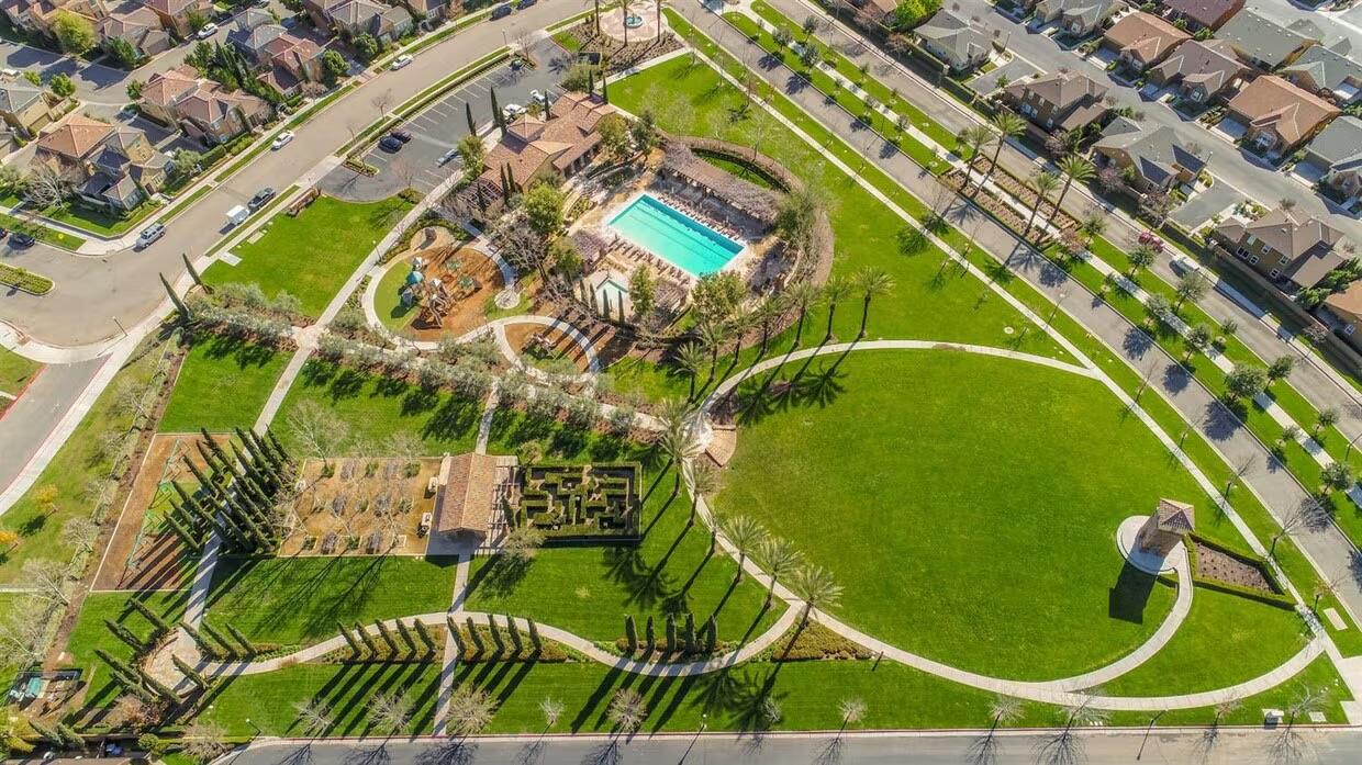 4158 Trenton Ave, Clovis, CA 93619