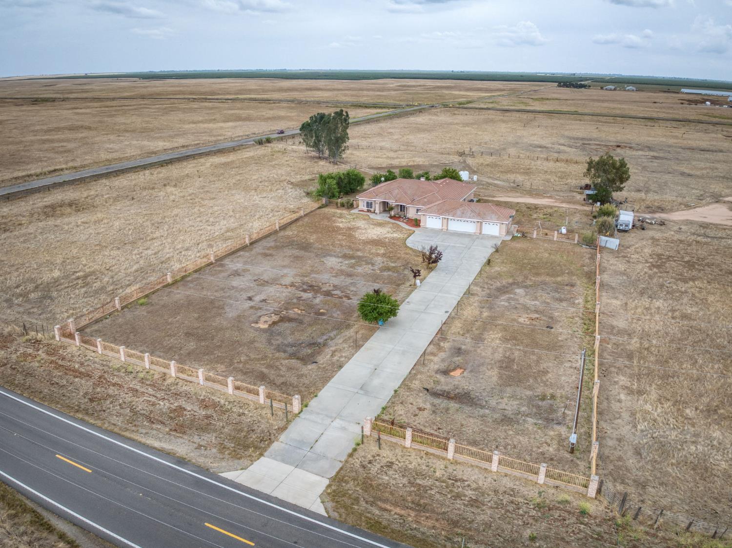 25858 Avenue 26, Chowchilla, CA 93610