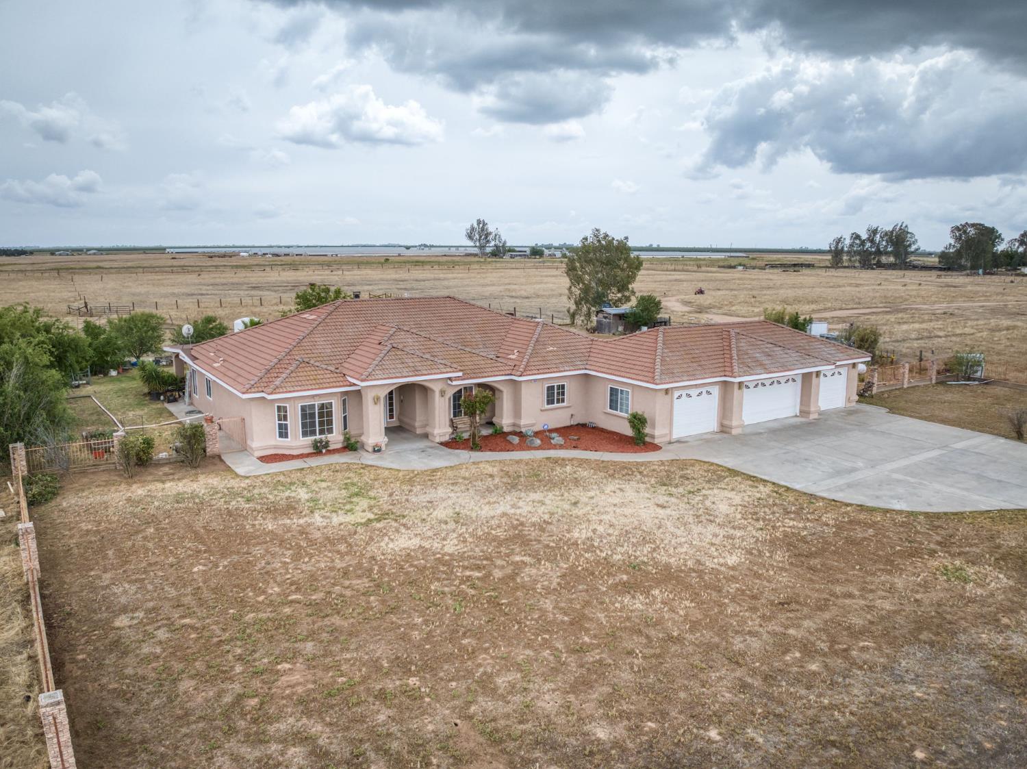 25858 Avenue 26, Chowchilla, CA 93610