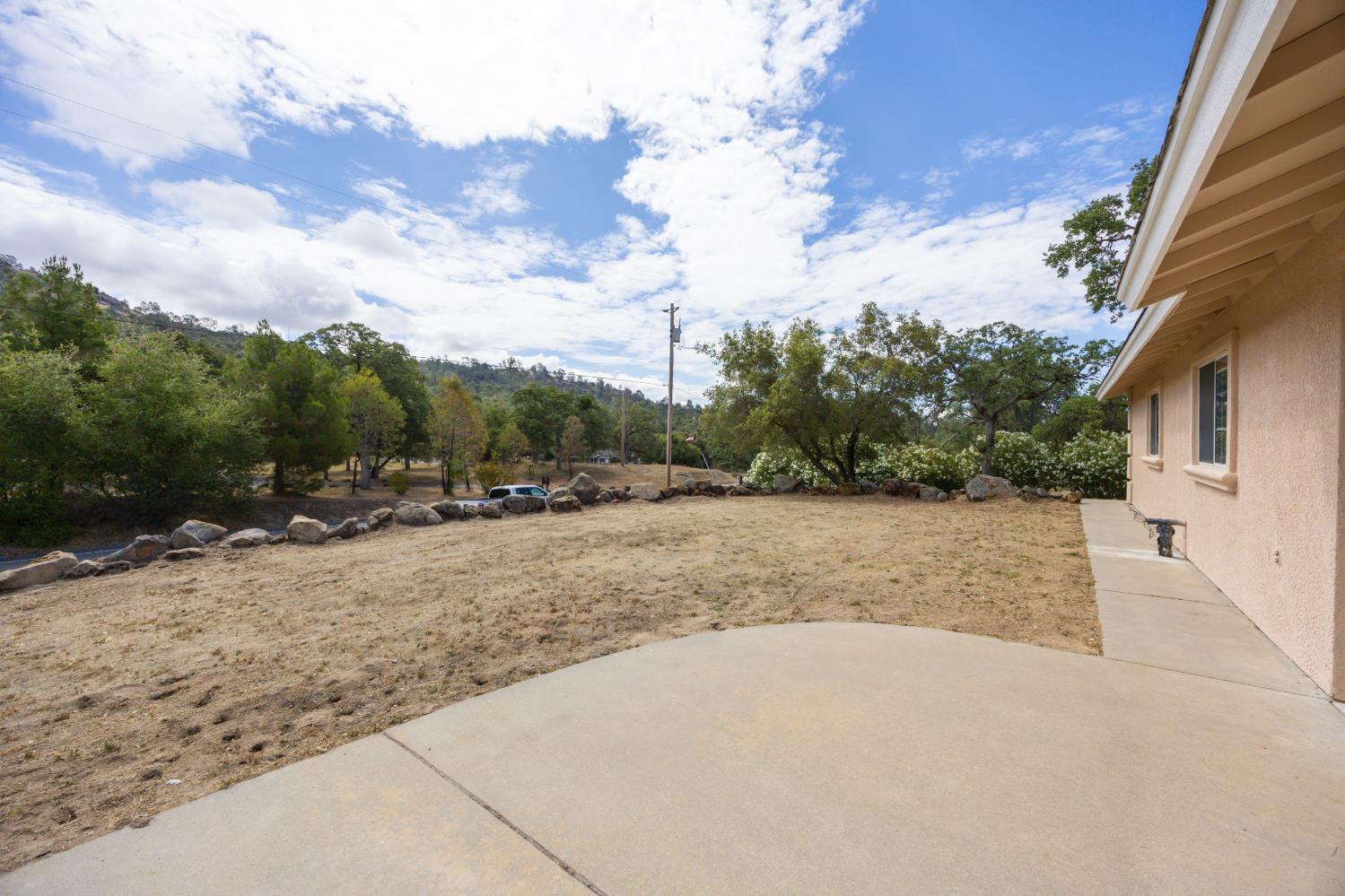 30142 Revis Rd, Coarsegold, CA 93614