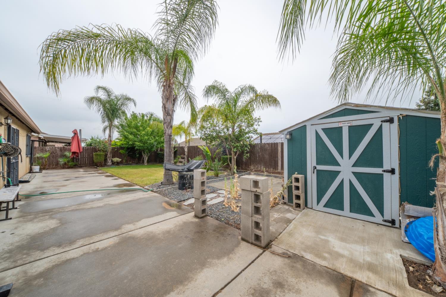 3329 N Gregory Ave, Fresno, CA 93722